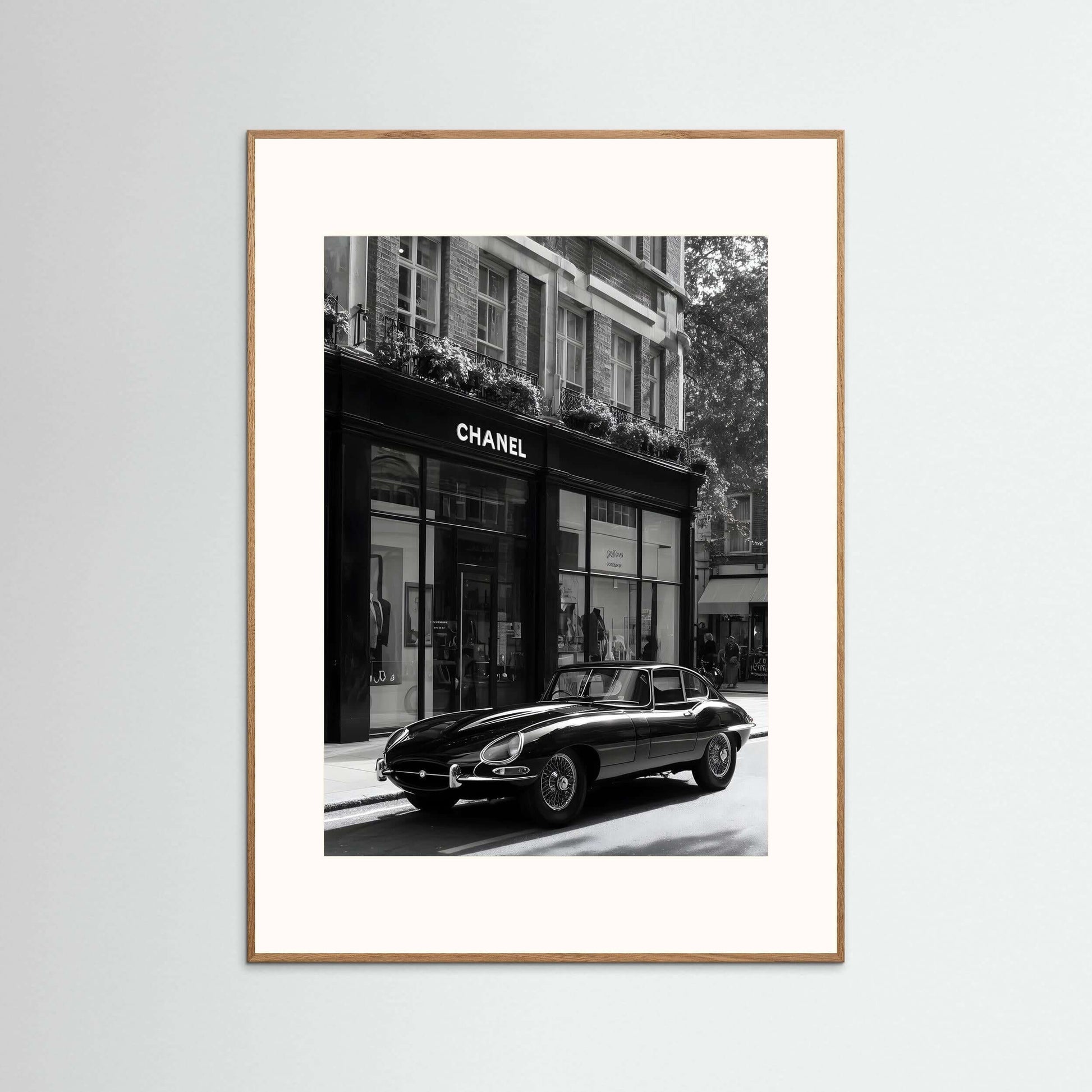 Parisian Noir | Classic Elegance & Luxury Street Photography Print